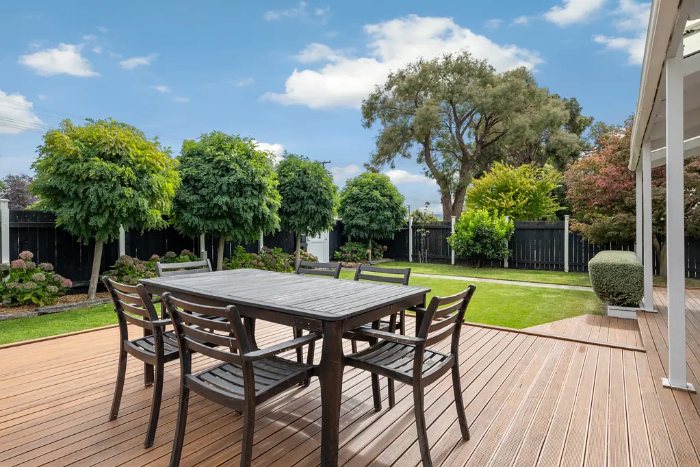 Springlands 4房  Sought After Location, Fabulous Price