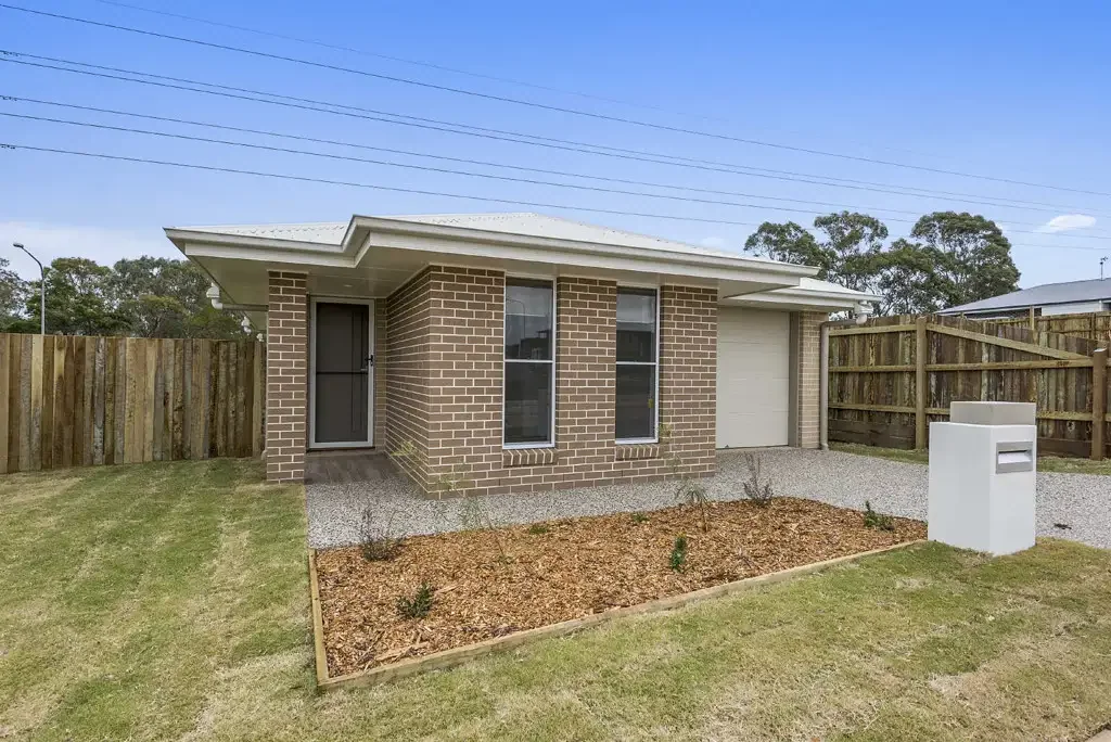 12 Orchard Lane, Glenvale, QLD 4350