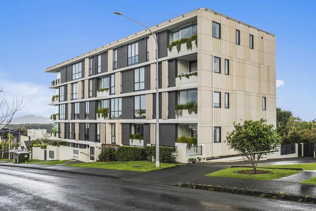 Orakei 2ห้องนอน Moving on - selling now, Bays lifestyle living