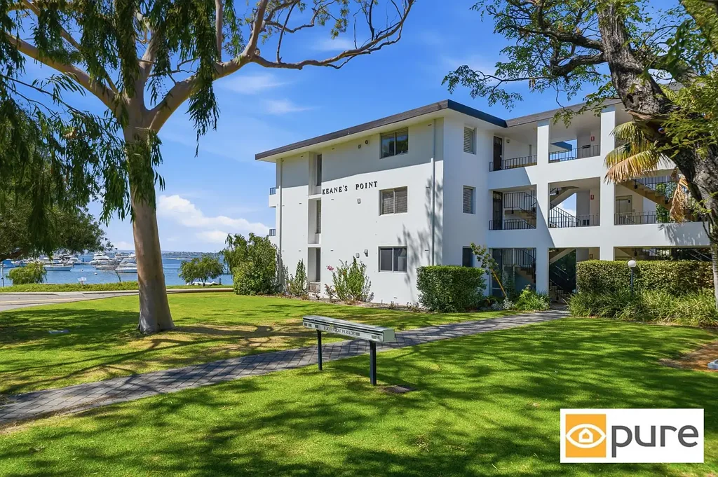 RIVERSIDE LIVING AT KEANES POINT