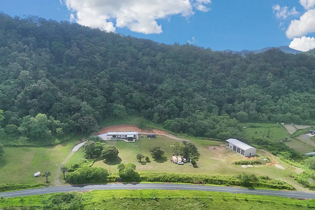 1102 Yakapari-Seaforth Road, Mount Jukes, QLD 4740