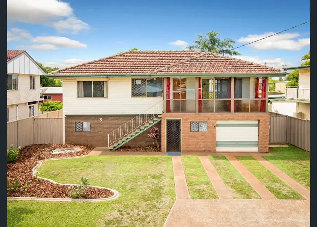 Bray Park 3房 宽敞610sqm地块 三个宽敞卧室 宽敞厨房 全屋抛光木地板 独立车库 围栏后院 步行至学校 公园近便 Comfort and Convenience in a Family-Friendly Location