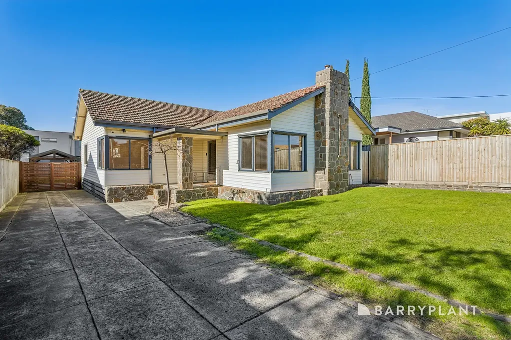 Beautifully Modernised Home in a Prime Rosebud Location