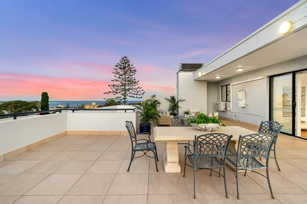 Dee Why 1कमरा 173sqm North-Facing Penthouse-Style Living with Ocean Views & Expansive Rooftop Terrace
