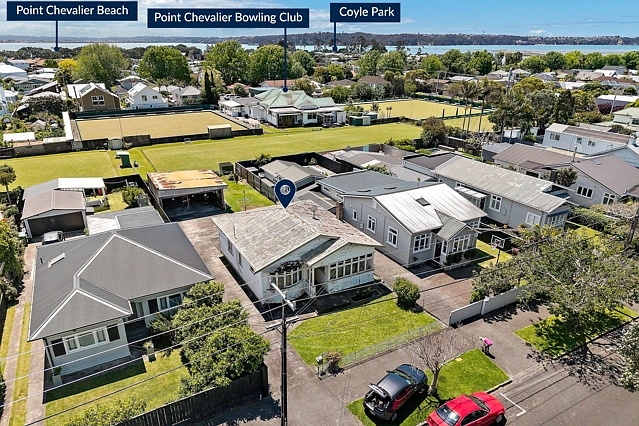 24 Te Ra Road, Point Chevalier, Auckland City