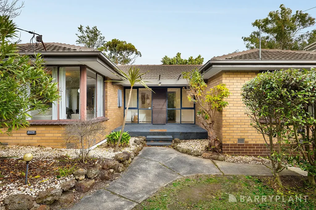 62 Cherylnne Crescent, Kilsyth, VIC 3137