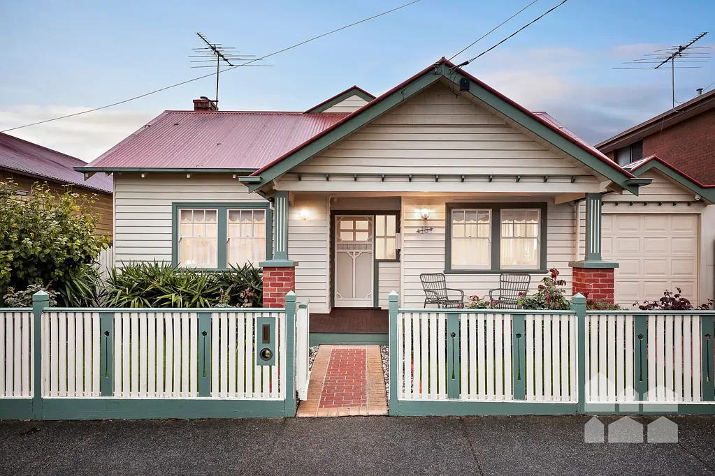 Footscray 4બેડરૂમ Relaxed family living, dynamic city-fringe lifestyle