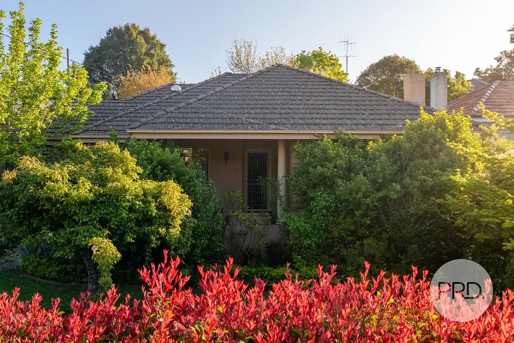 Albury 3 Bedroom PREMIER CENTRAL ALBURY LOCATION