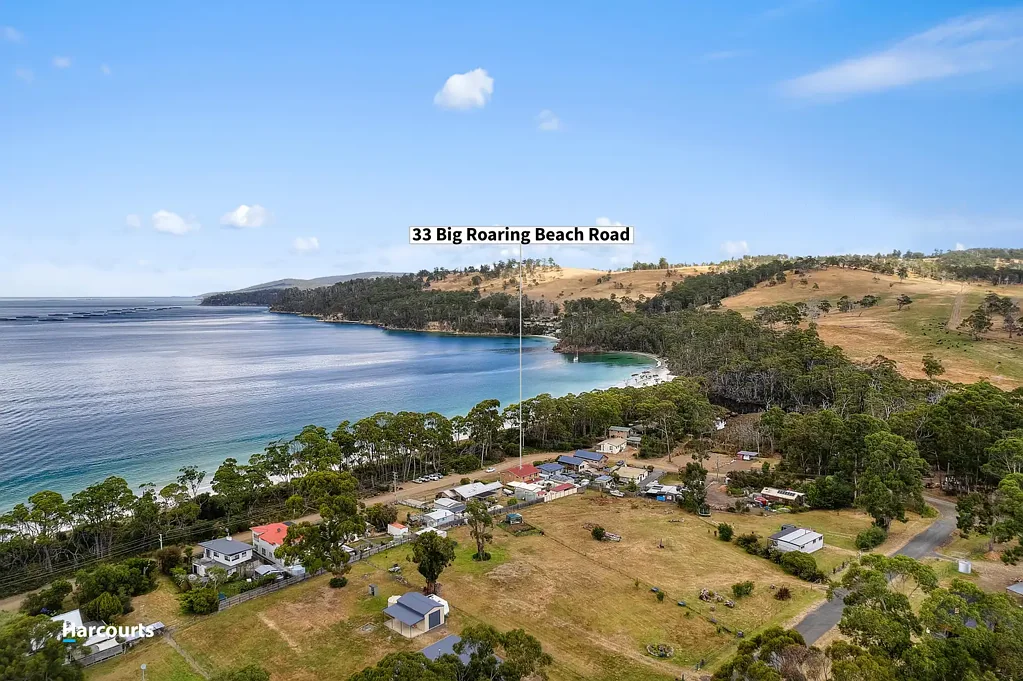 Surveyors Bay 3 Bedroom Beachside Family Retreat