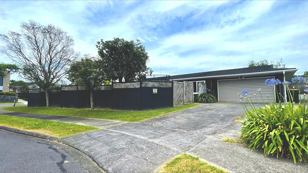 Exceptional Family Home in Macleans College Zone