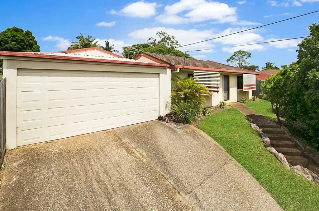 Spacious Family Home in Prime Location