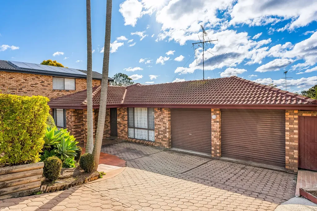 43 Coonawarra Drive, St Clair, NSW 2759