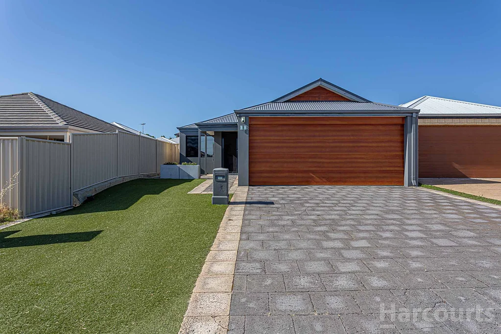 56 Hardcastle Avenue, Landsdale, WA 6065
