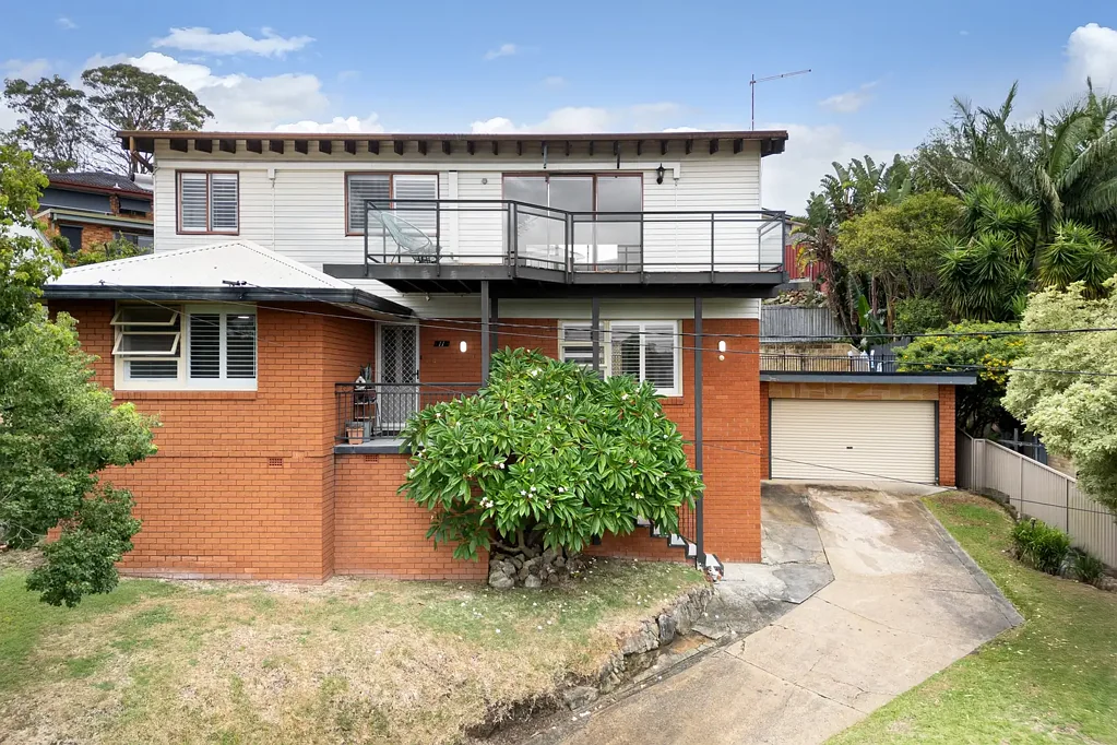 11 Leawarra Street, Engadine, NSW 2233