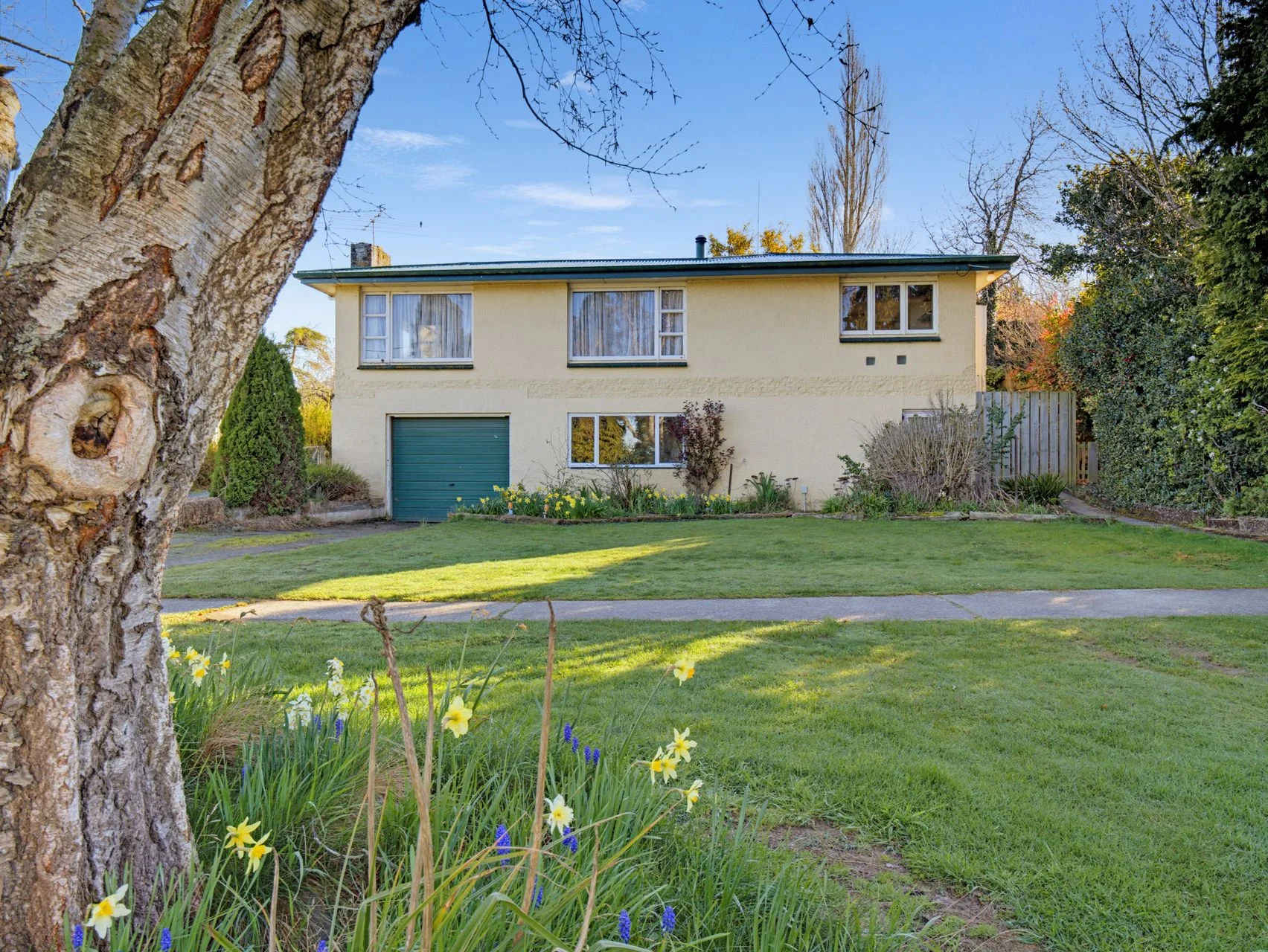 Lumsden 3Moenga Elevation, views and comfort
