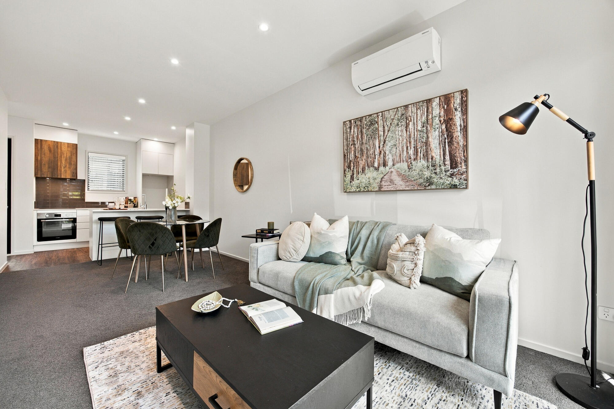 49 Wallace Road, Hobsonville, photo 2