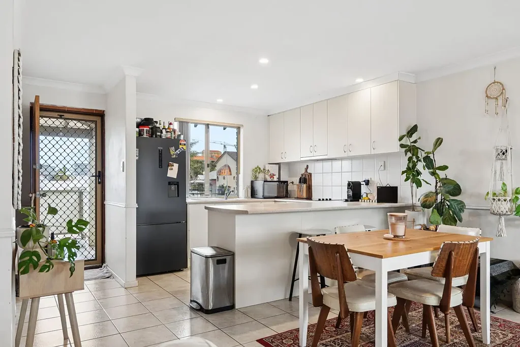 Spacious Apartment in the Heart of West Perth