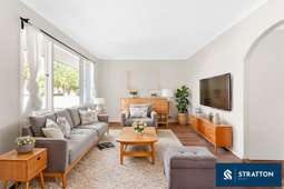 9 Drayton Court, Kelmscott
