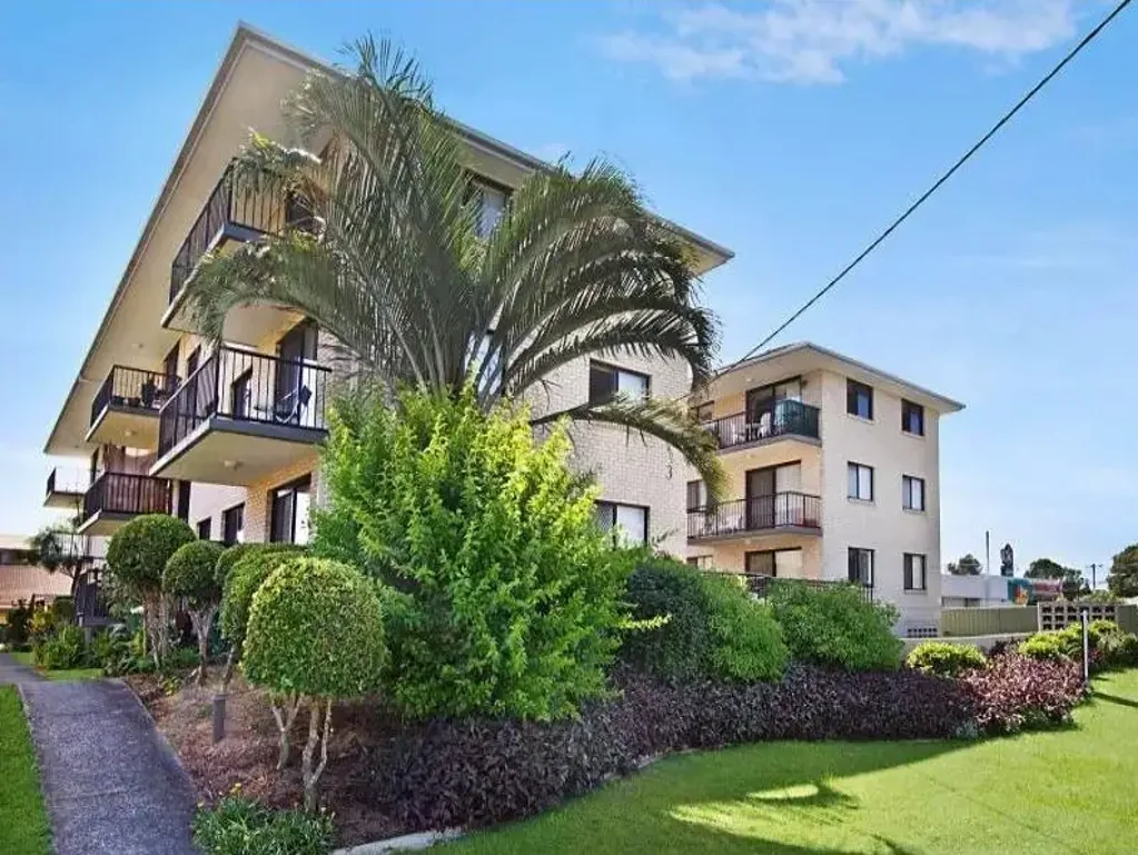 Two Bedroom Unit - Close to Everything!