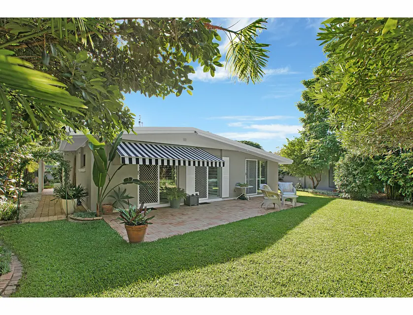 57 Savoy Drive, Broadbeach Waters, Gold Coast, 3 phòng ngủ, 2 phòng tắm, House