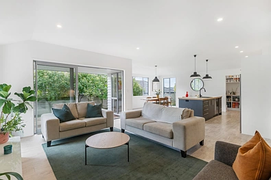 Riverhead 3બેડરૂમ Space, Separation & Easy Living
