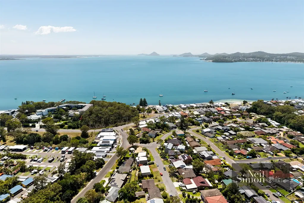 2 Foreshore Drive, Salamander Bay, NSW 2317