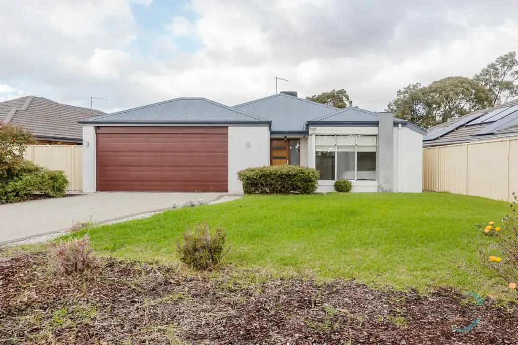 Maida Vale 4Moenga Quality Family Home in Sought-After Maida Vale!