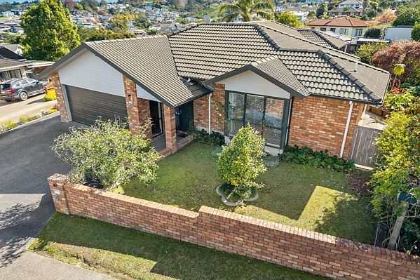 20 Mackwell Road, Albany, North Shore City