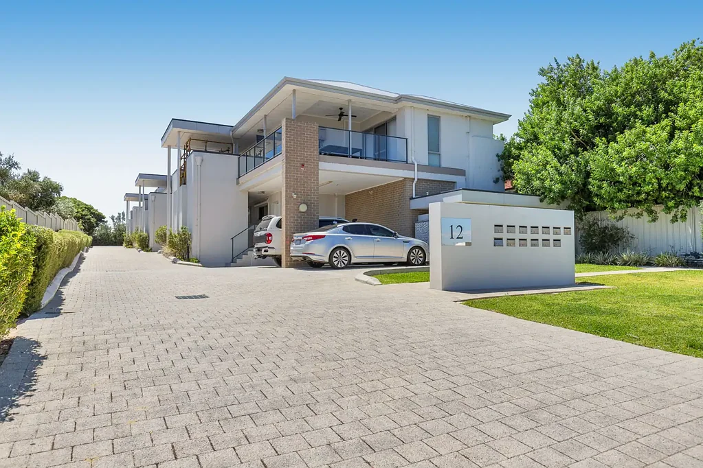 8/12 Edeline Street, Spearwood, WA 6163