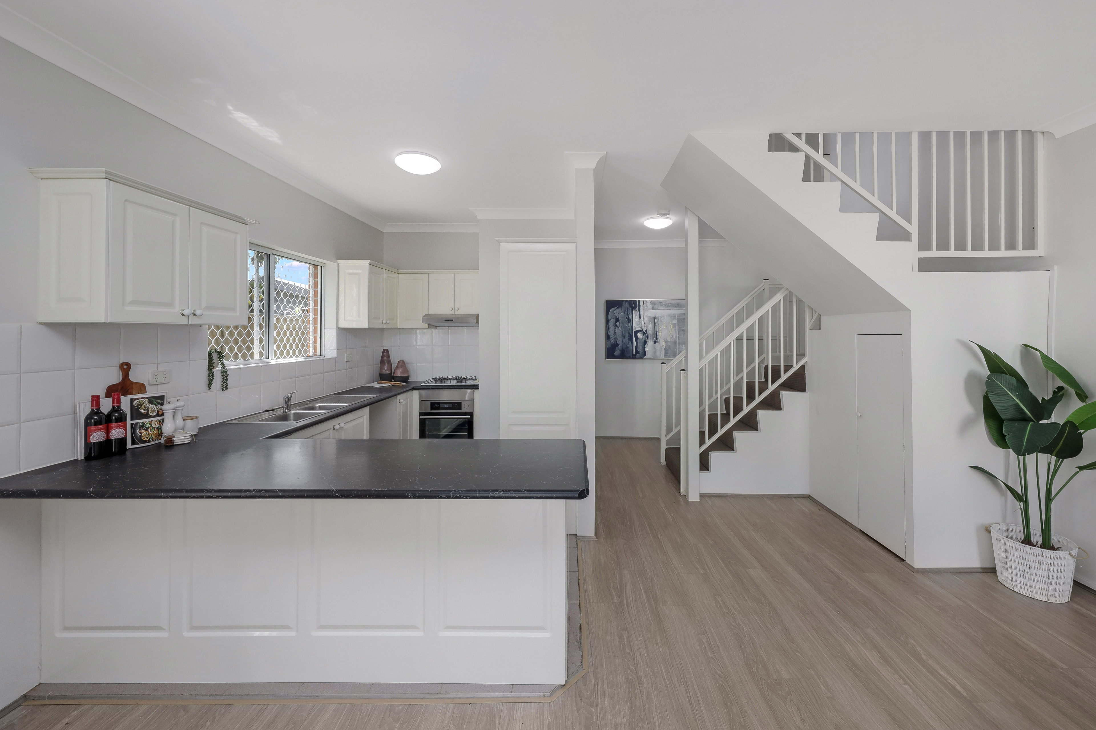 UNIT 6 5 ROMANI AV, HURSTVILLE NSW 2220, 0 Schlafzimmer, 0 Badezimmer, Townhouse