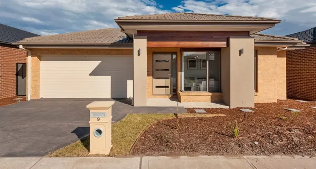 Spacious Family Home in Convenient Craigieburn Location