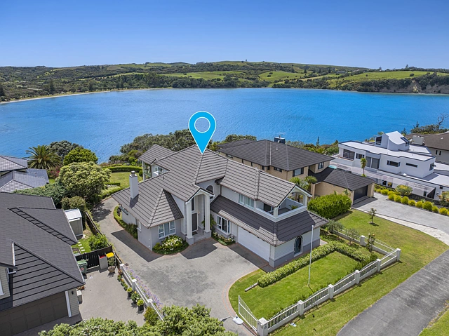 27 Clansman Terrace, Gulf Harbour, Rodney