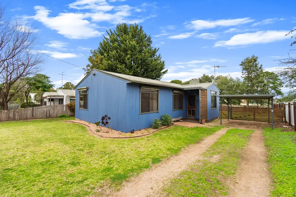 19 Stratford-Maffra Road, Maffra, VIC 3860