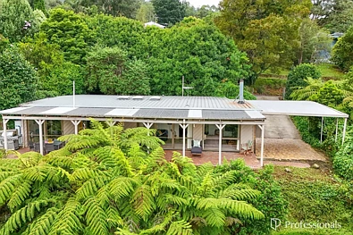 ਹੋਰ - 6 Devon Street, Warburton, VIC 3799