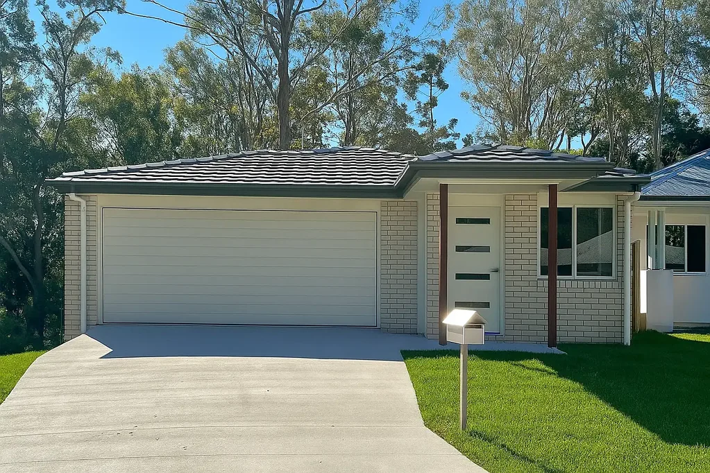 Modern 3-Bedroom Home in Quiet Location