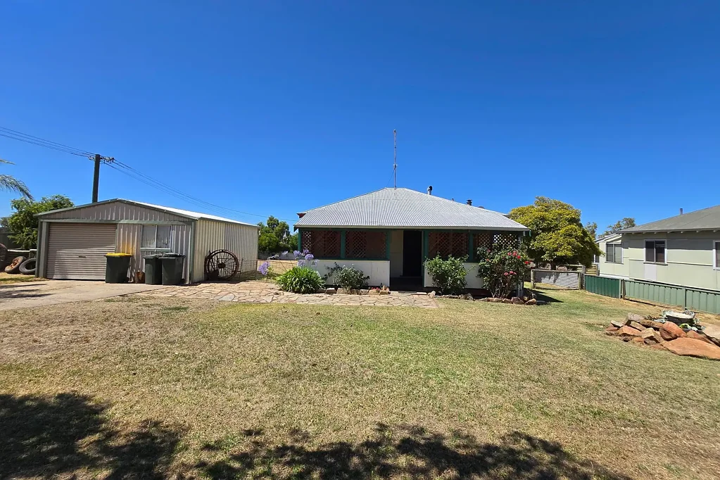 Kojonup 3Habitaciones Charming 3-Bedroom Home on Corner Block
