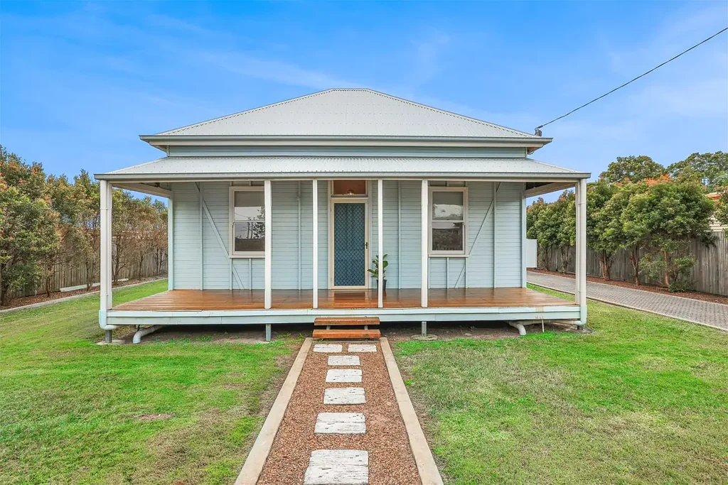 7 Brand Street, Walkervale, QLD 4670