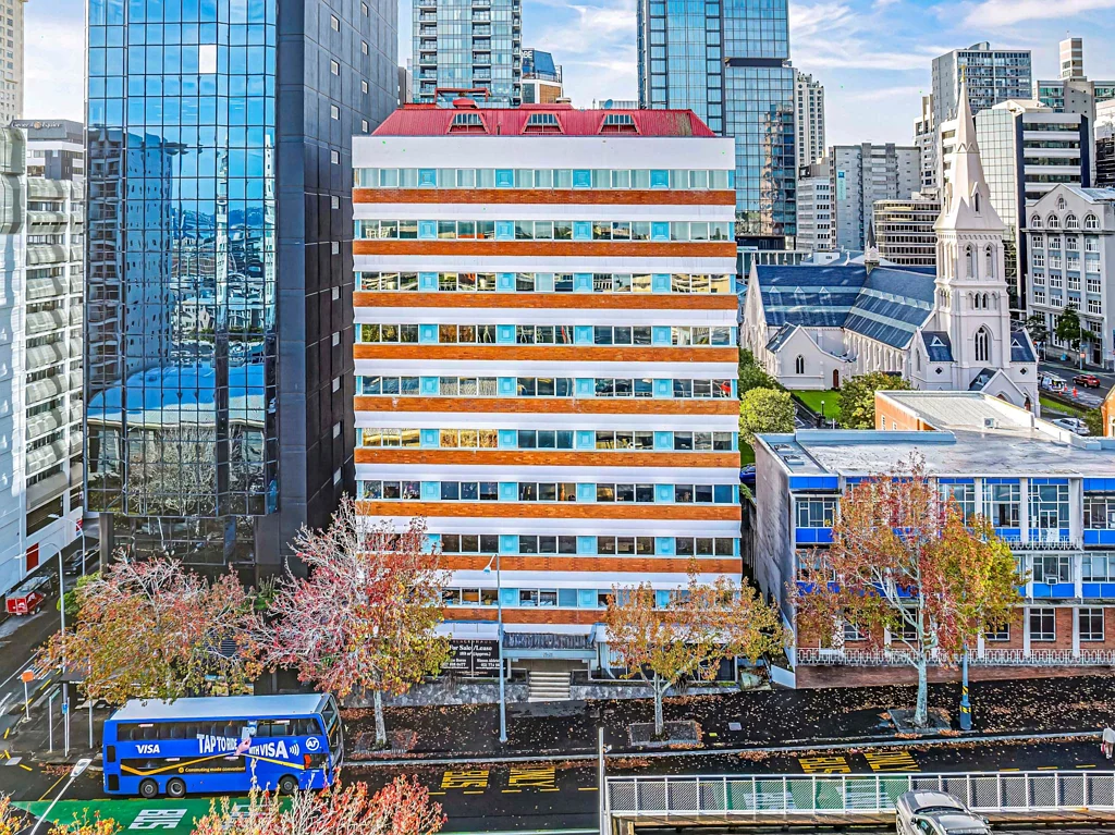 Auckland Central MOTIVATED VENDOR – MODERN FULL-FLOOR OFFICE IN...