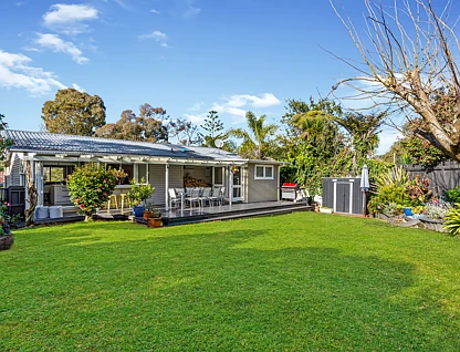 21&23 Atkinson Road, Titirangi, Waitakere City, 7部屋, 3バスルーム, House
