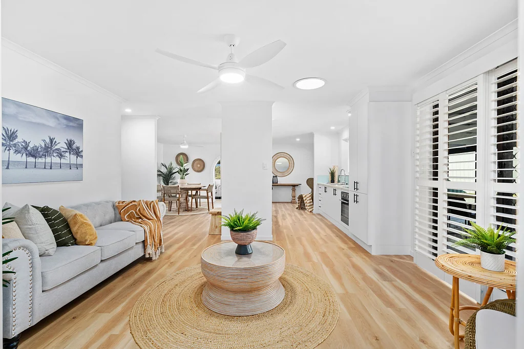 17 Kerria Crescent, Ashmore, QLD 4214