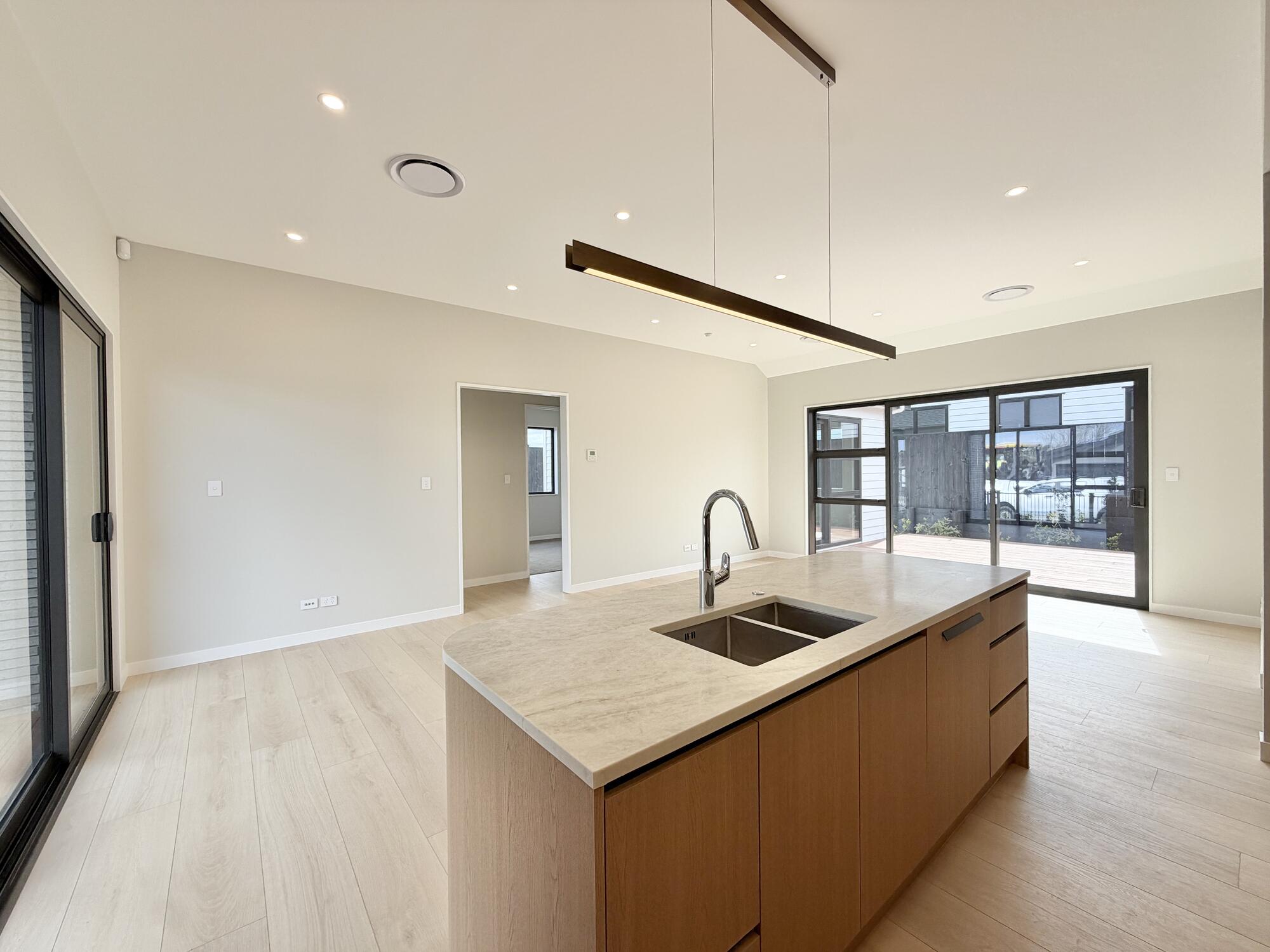 1 Lamont Street, Milldale, photo 7