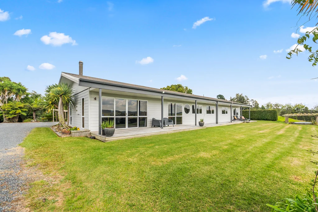 Haruru Lifestyle living on Puketona Road