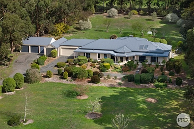 Invermay 4房  Invermay Lifestyle Property - Country Charm, City Convenience