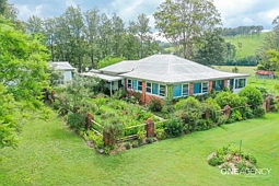 1981 Wallanbah Road, Firefly