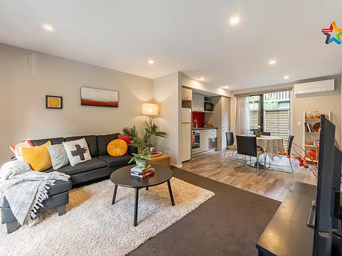 Lower Hutt 2房  CENTRAL HUTT GEM!