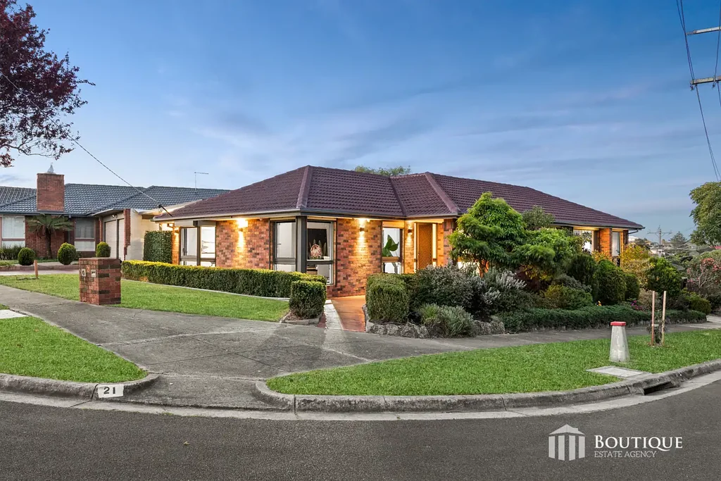 Dandenong North 4બેડરૂમ SALE BY FIXED DATE -> 14 OCTOBER at 11:00am