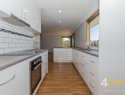 6 Russell Street, Penguin, TAS 7316, 3 રૂમ, 1 બાથરૂમ, House