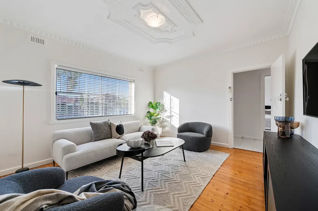 Comfort, Character & Convenience in a Prime Ardeer Location