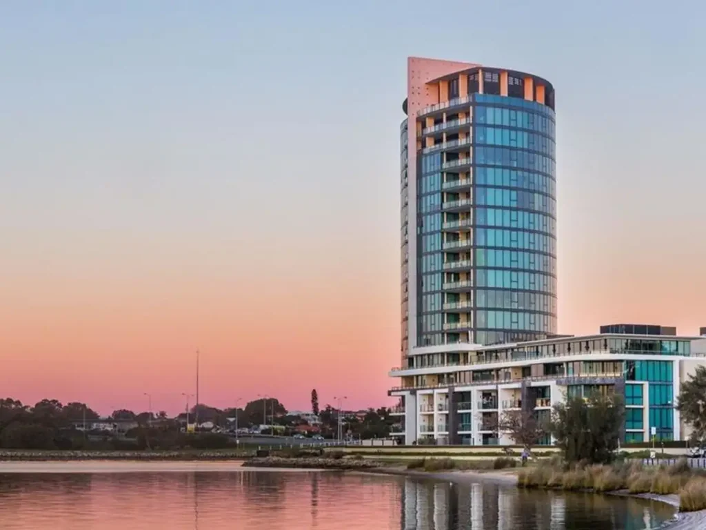 Raffles Apartment,  Fully Furnished, 2 secure parking bays.