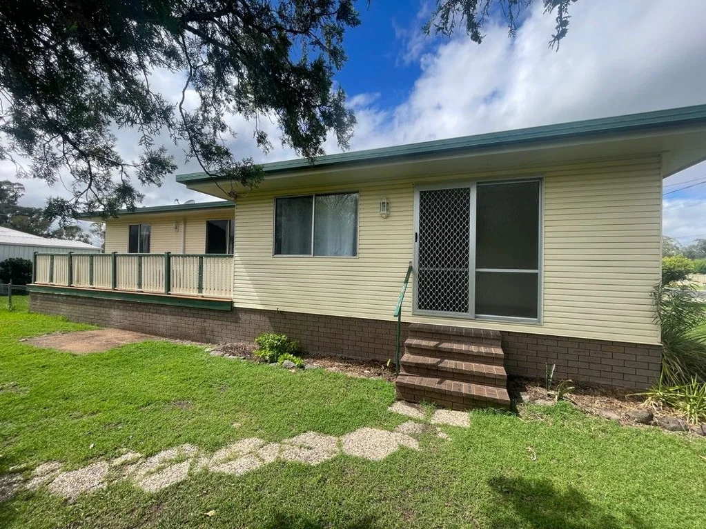 2 Thomas Street, Pittsworth, QLD 4356